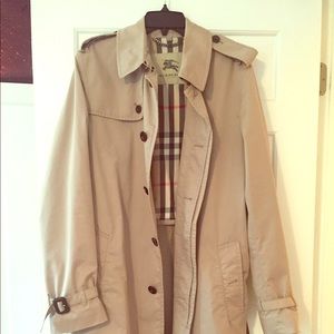 Authentic men’s Burberry trench coat!